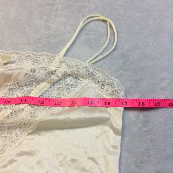 Gilead Vintage Nightgown Sz S Womans Ivory White Nylon Lace Lingerie Made In USA - Picture 4 of 12
